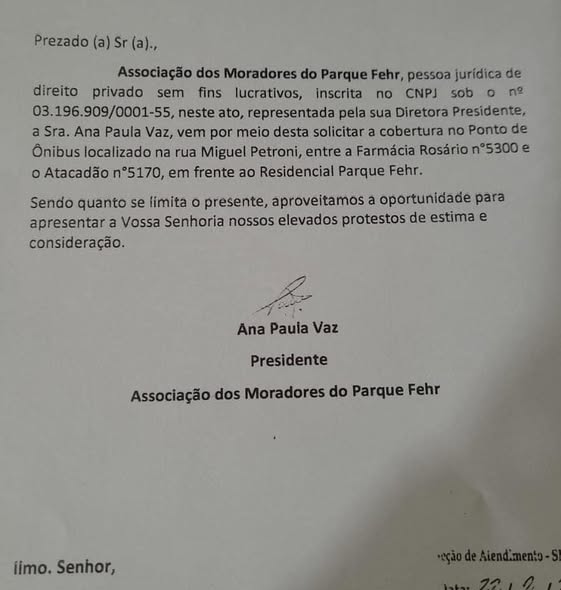 Ponto de ônibus coberto atendido - foto 1
